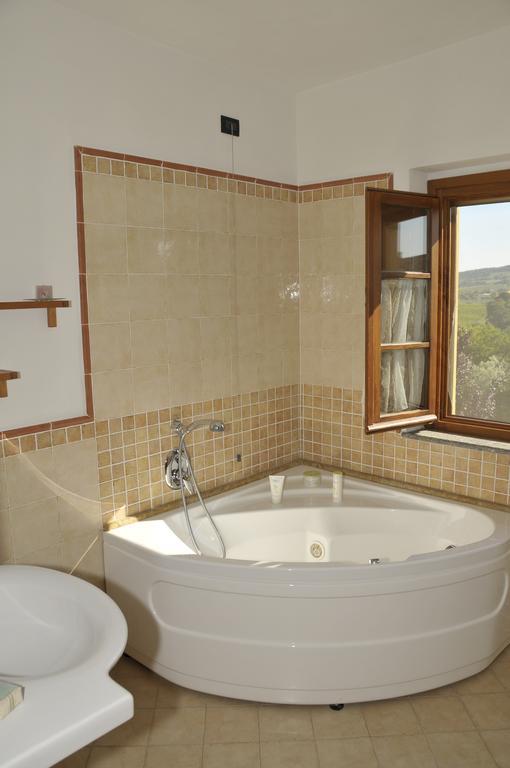 Agriturismo Renai E Monte II 감바시 외부 사진